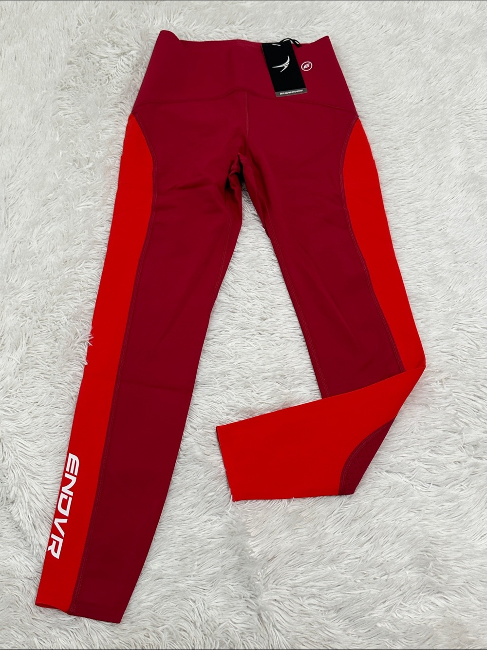 🕯️ NWT Endeavor Dryforce Sculpt Legging